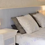 Bed & Breakfast Au Grand Bonheur Besseges