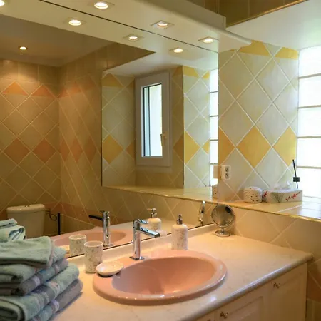 Bed & Breakfast Au Grand Bonheur 3*