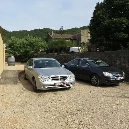 Au Grand Bonheur Bed and Breakfast Besseges